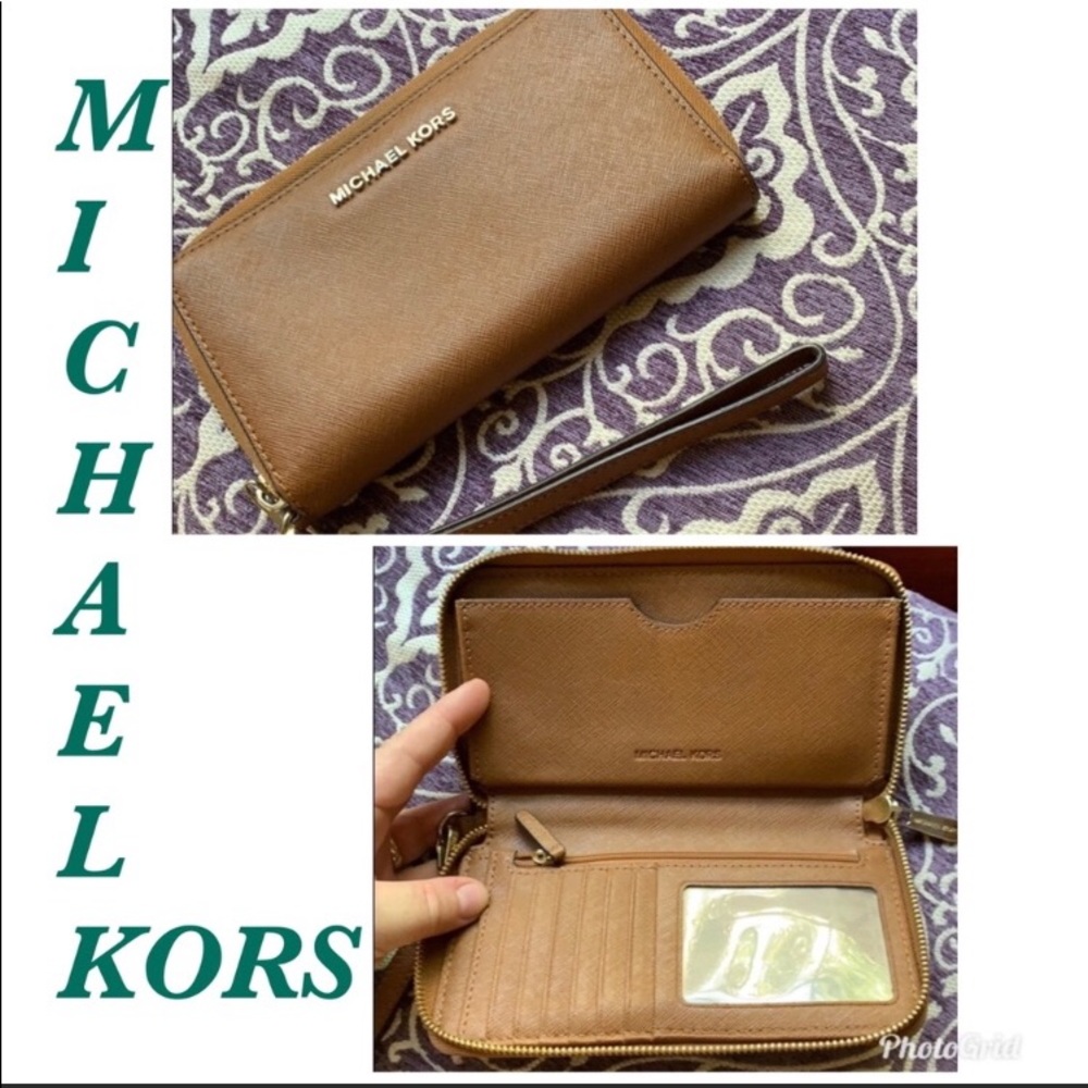 Michael Kors wristlet IPhone case